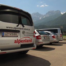 aufstellung_busse_hinten